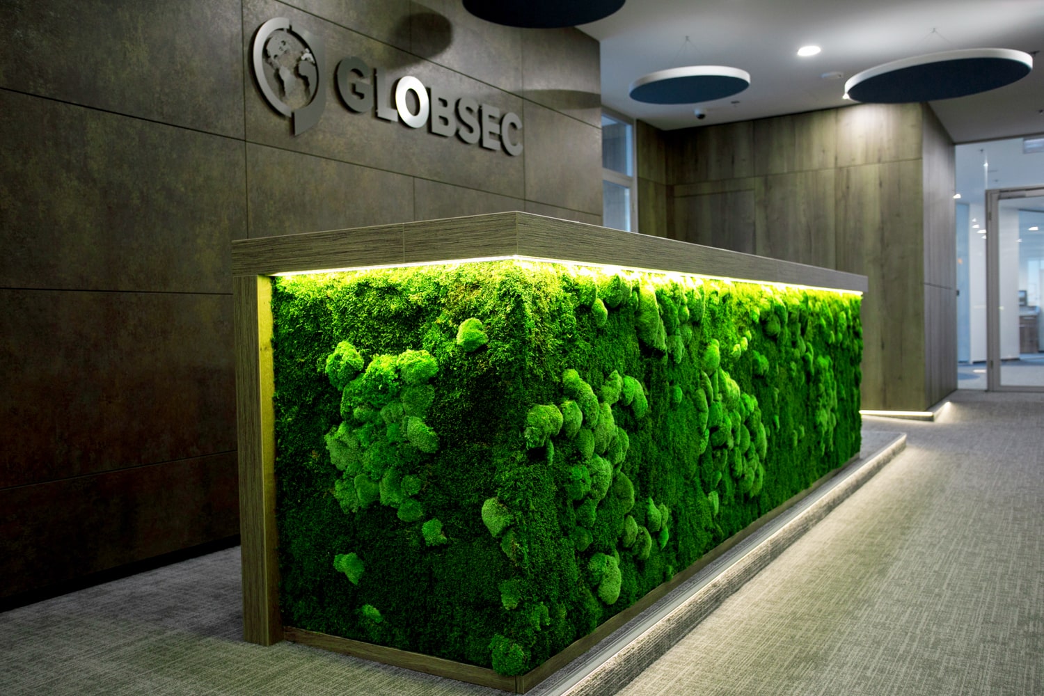 Mooswand GREENIN_Globsec01_NATURALDESIGN.at